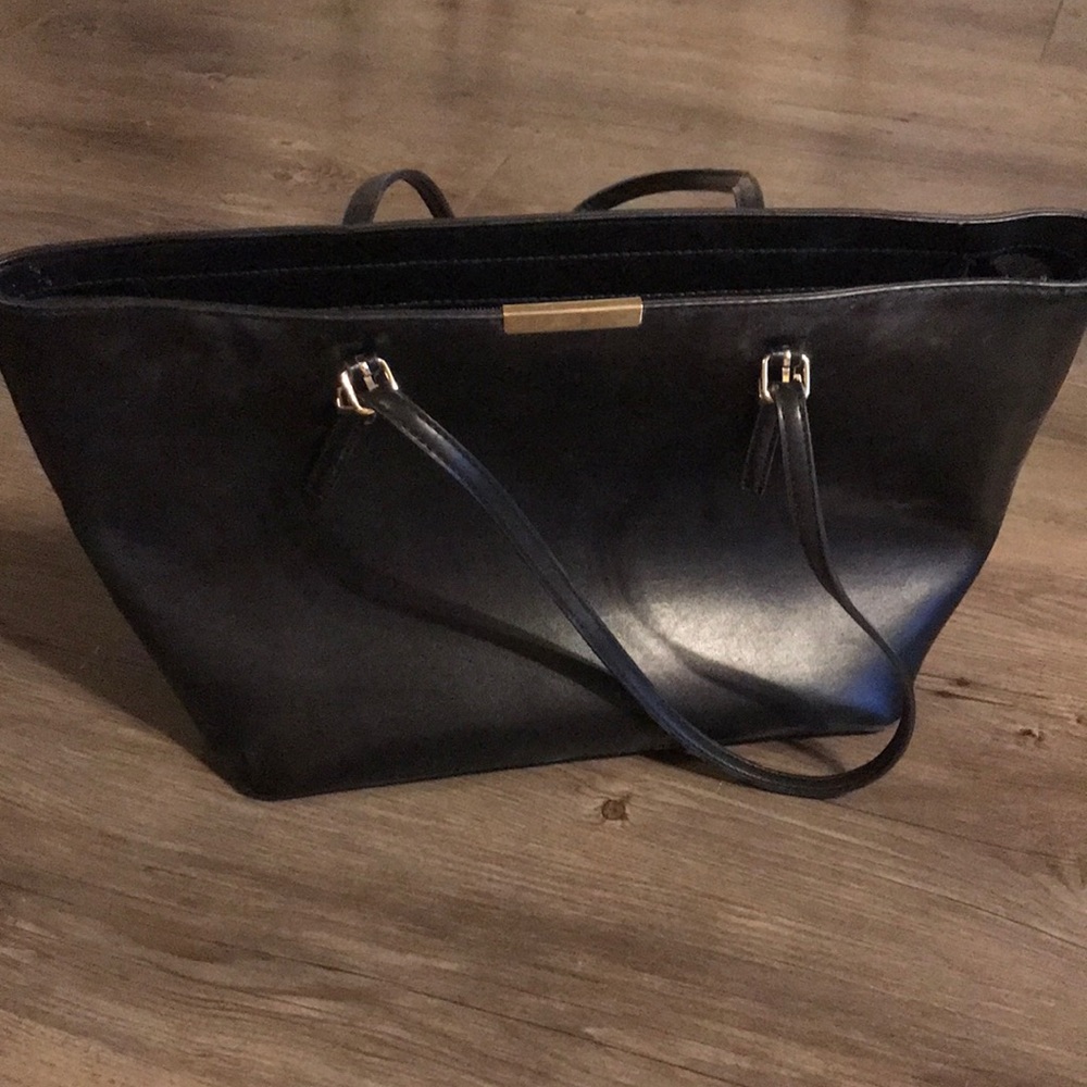 Kelly and Katie black tote